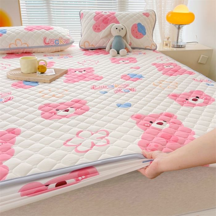 91家纺网 家纺一手货源 找家纺 【高克重加厚】雯豆 新品磨毛夹棉床笠印花水洗棉床笠三件套床垫保护罩 调皮熊-粉