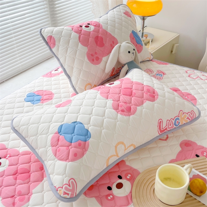 91家纺网 家纺一手货源 找家纺 【高克重加厚】雯豆 新品磨毛夹棉床笠印花水洗棉床笠三件套床垫保护罩 调皮熊-粉