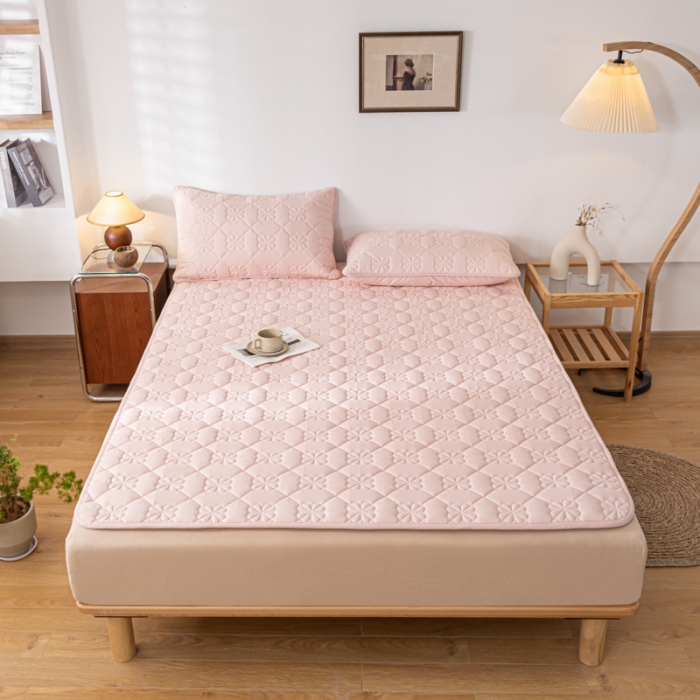 91家纺网 家纺一手货源 找家纺 芬晴家纺 2023新款A类大豆抗菌床护垫 格林-豆沙粉