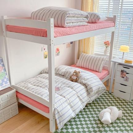 91家纺网 家纺一手货源 找家纺 莱茵家居 2024新款色织全棉水洗棉学生床三件套 浅小蓝