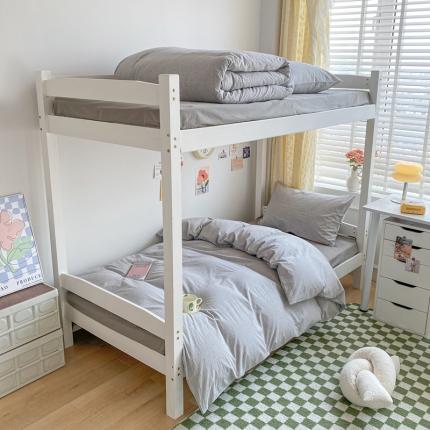 91家纺网 家纺一手货源 找家纺 莱茵家居 2024新款色织全棉水洗棉学生床三件套 条小灰