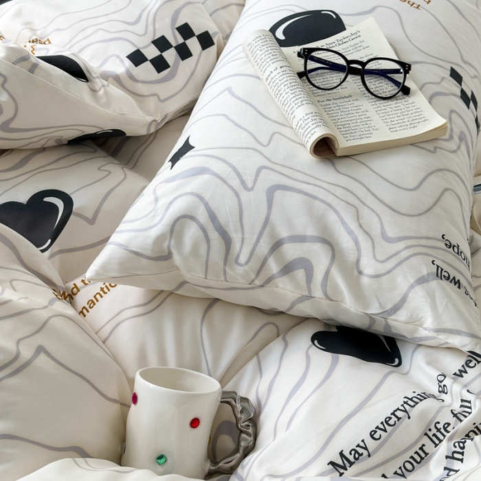 91家纺网 家纺一手货源 找家纺 昔可家纺 2023新款全棉学生季北欧风四件套 几何爱心