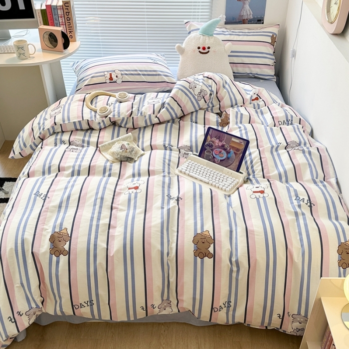 91家纺网 家纺一手货源 找家纺 昔可家纺 2023新款全棉小卡通系列四件套 条纹狗狗