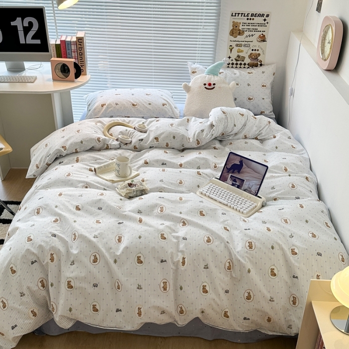 91家纺网 家纺一手货源 找家纺 昔可家纺 2023新款全棉小卡通系列四件套 童年玩偶蓝