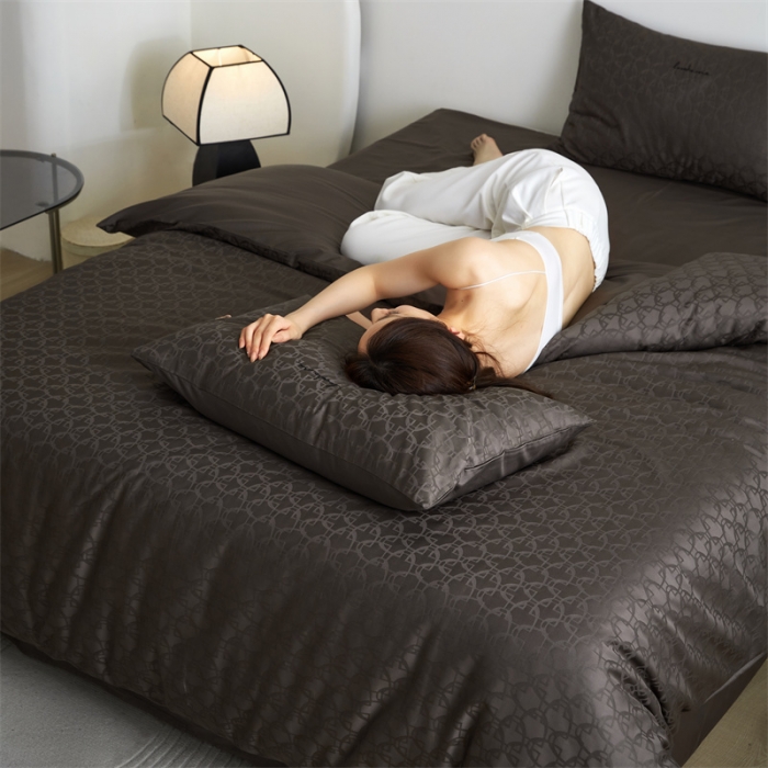 91家纺网 家纺一手货源 找家纺 安莱生活 2023爆款100S纯棉提花轻工艺刺绣系列四件套 轻工艺刺绣-叠影深灰