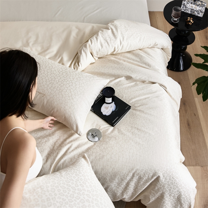 91家纺网 家纺一手货源 找家纺 安莱生活 2023爆款100S纯棉提花轻工艺刺绣系列四件套 轻工艺刺绣-狂野盐白