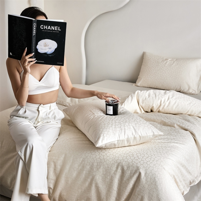 91家纺网 家纺一手货源 找家纺 安莱生活 2023爆款100S纯棉提花轻工艺刺绣系列四件套 轻工艺刺绣-狂野盐白