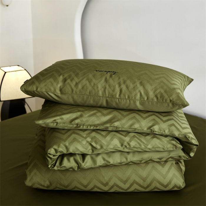 91家纺网 家纺一手货源 找家纺 安莱生活 2023爆款100S纯棉提花轻工艺刺绣系列四件套 轻工艺刺绣-温妮莎军绿