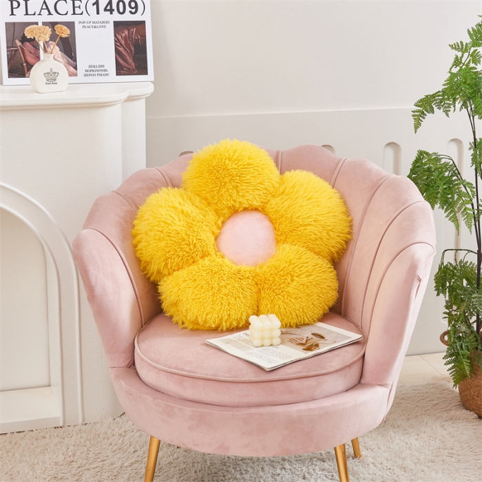 91家纺网 家纺一手货源 找家纺 2025跨境水貂绒长毛绒花瓣坐垫花朵抱枕靠垫沙发垫汽车靠背飘窗床头摆件亚马逊