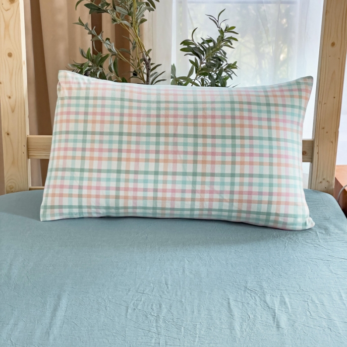 91家纺网 家纺一手货源 找家纺 玖弘家居 2023新款A类全棉色织学生上下铺三件套 冰激凌格