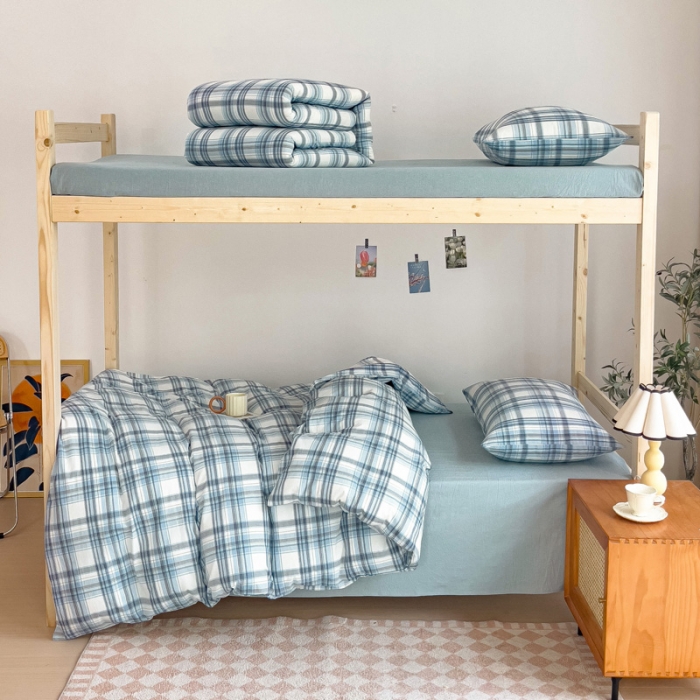 91家纺网 家纺一手货源 找家纺 玖弘家居 2023新款A类全棉色织学生上下铺三件套 春彩兰格