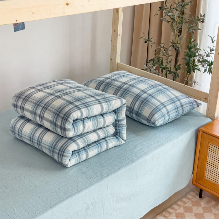 91家纺网 家纺一手货源 找家纺 玖弘家居 2023新款A类全棉色织学生上下铺三件套 春彩兰格