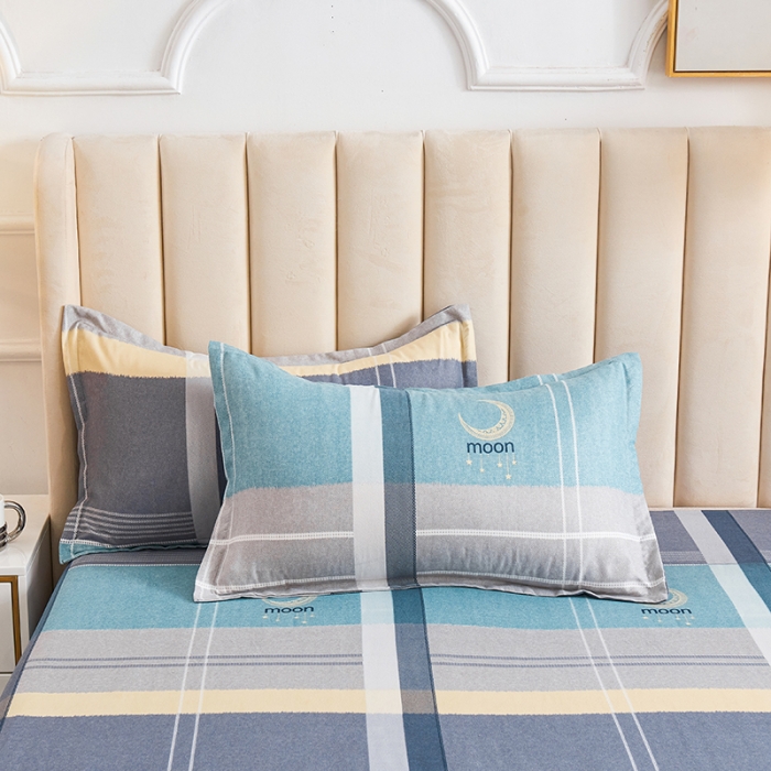 91家纺网 家纺一手货源 找家纺 鑫缘2025新款印花植物羊绒加厚磨毛四件套1.2米学生三件套 梦幻月亮