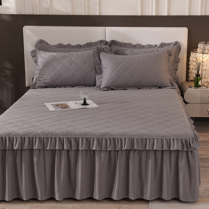 91家纺网 家纺一手货源 找家纺 美达 2025新款A类全棉抗菌夹棉床裙 经典灰