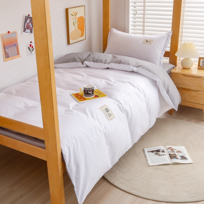 91家纺网 家纺一手货源 找家纺 乐旗 2023新款全棉13372纯色三件套木头床风格 白+灰