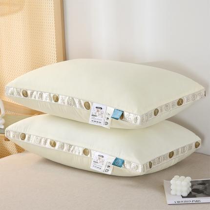 91家纺网 家纺一手货源 找家纺 （总）梦叶草 2023新款本色回归大豆滋养枕芯枕头48*74cm