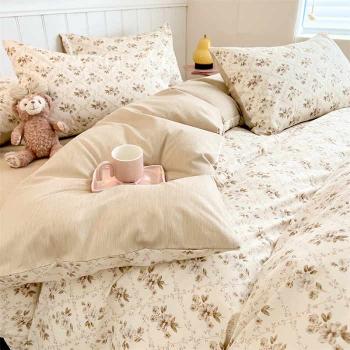 91家纺网 家纺一手货源 找家纺 顾里家纺 2023新款40支13372全棉印花四件套 复古枝蔓