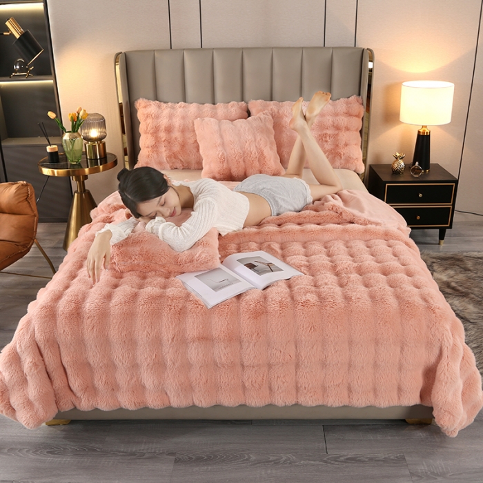 91家纺网 家纺一手货源 找家纺 爵仕 2023新款A版托斯卡纳兔毛B版安哥拉兔毛多功能毛毯 卡娜粉