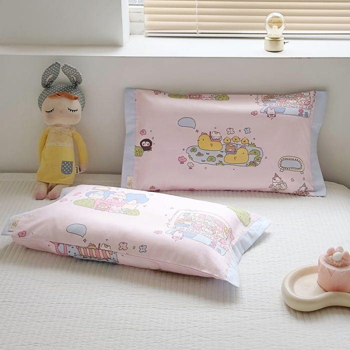 91家纺网 家纺一手货源 找家纺 荷马之梦 2023新款蜜糖系列—A类60s长绒棉儿童枕套 开心乐园