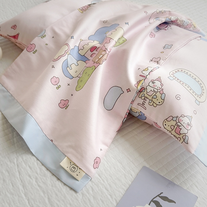 91家纺网 家纺一手货源 找家纺 荷马之梦 2023新款蜜糖系列—A类60s长绒棉儿童枕套 开心乐园