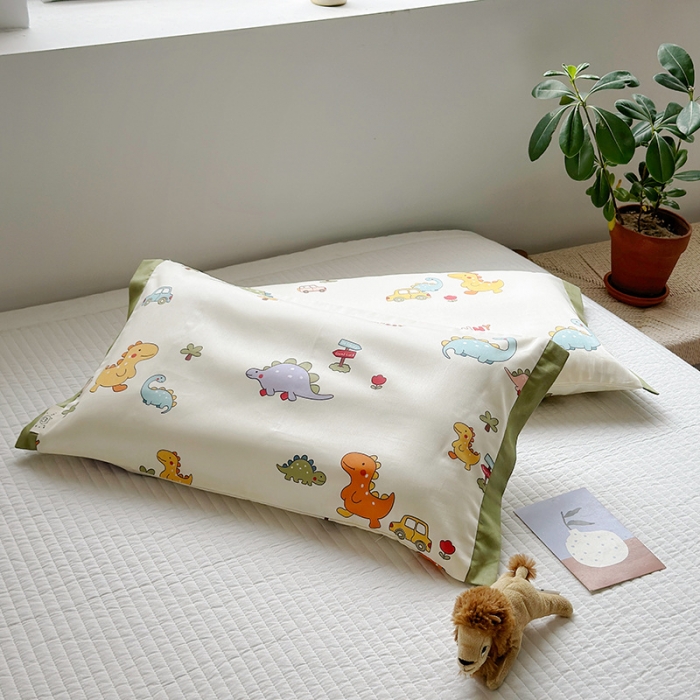 91家纺网 家纺一手货源 找家纺 荷马之梦 2023新款蜜糖系列—A类60s长绒棉儿童枕套 恐龙宝宝
