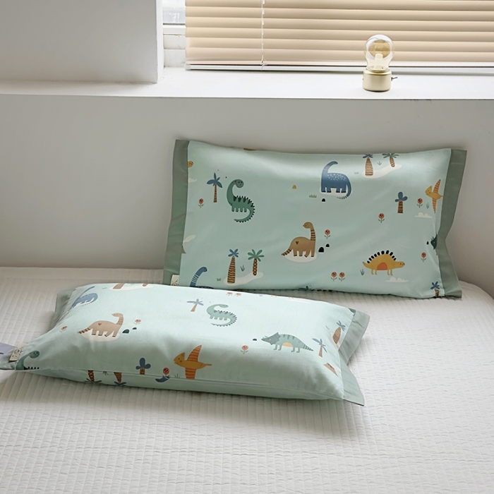 91家纺网 家纺一手货源 找家纺 荷马之梦 2023新款蜜糖系列—A类60s长绒棉儿童枕套 莫里环游记