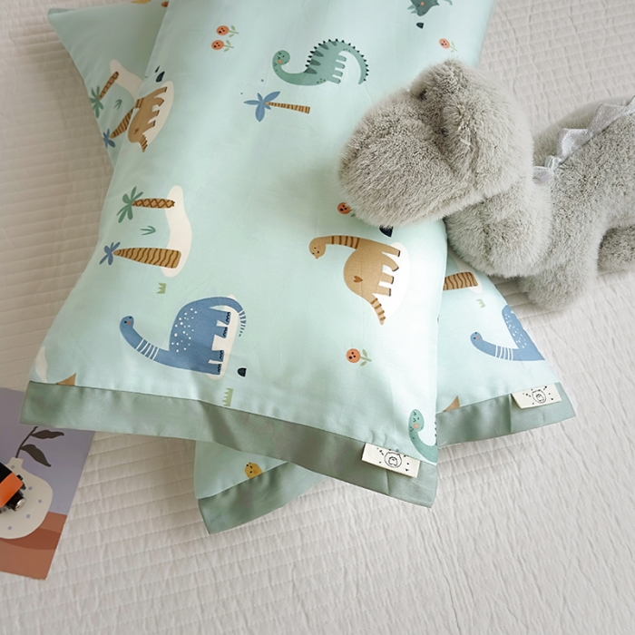 91家纺网 家纺一手货源 找家纺 荷马之梦 2023新款蜜糖系列—A类60s长绒棉儿童枕套 莫里环游记