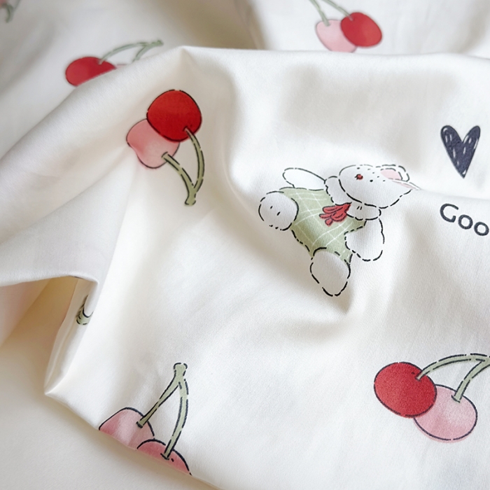 91家纺网 家纺一手货源 找家纺 荷马之梦 2023新款蜜糖系列—A类60s长绒棉儿童枕套 小樱桃
