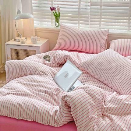 91家纺网 家纺一手货源 找家纺 坚果摄影 小清新条纹套件样片