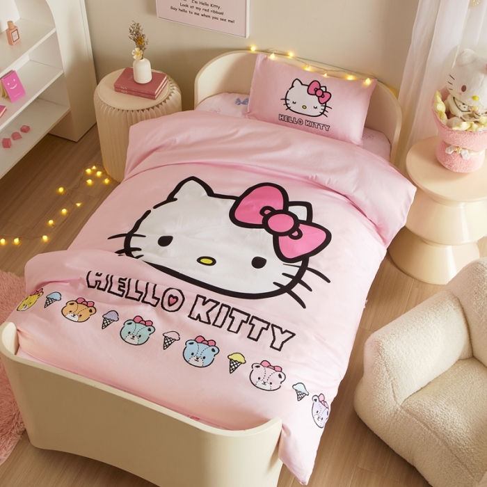 91家纺网 家纺一手货源 找家纺 蘭菲 2023新款幼儿园全棉印染三丽鸥全棉大版卡通三件套 粉系