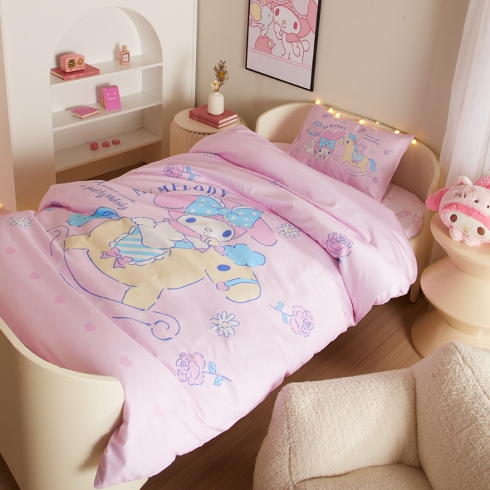 91家纺网 家纺一手货源 找家纺 蘭菲 2023新款幼儿园全棉印染三丽鸥全棉大版卡通三件套 小乐乐