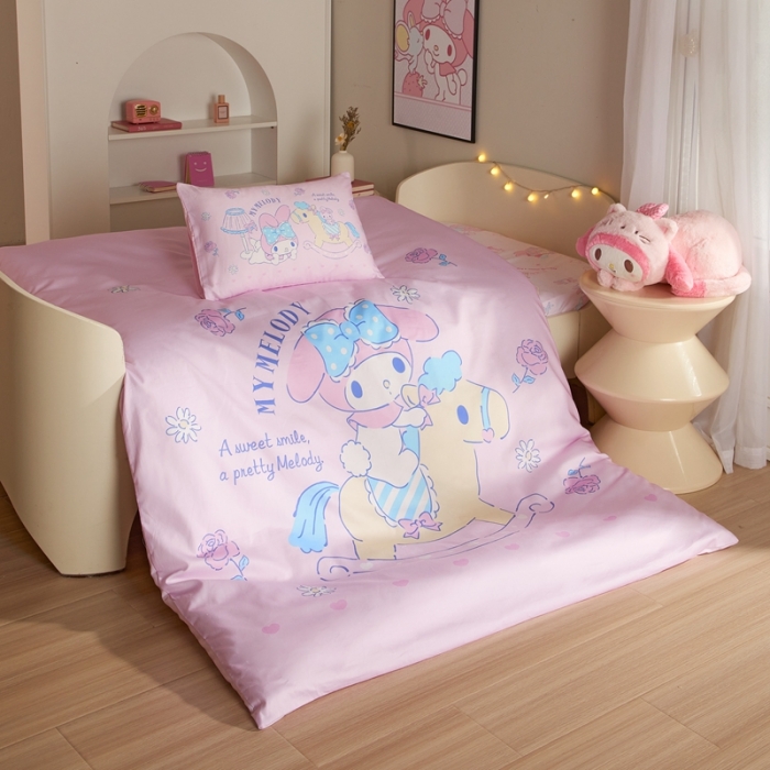 91家纺网 家纺一手货源 找家纺 蘭菲 2023新款幼儿园全棉印染三丽鸥全棉大版卡通三件套 小乐乐