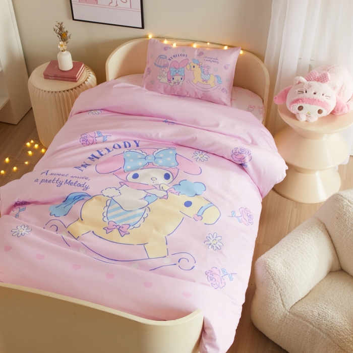 91家纺网 家纺一手货源 找家纺 蘭菲 2023新款幼儿园全棉印染三丽鸥全棉大版卡通三件套 小乐乐