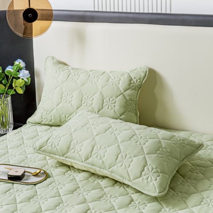 91家纺网 家纺一手货源 找家纺 恬澳 2024新款A类夹棉床笠轻奢风四叶草-青梅绿