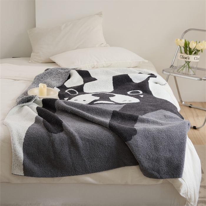 91家纺网 家纺一手货源 找家纺 暖绵绵 2025新款半边绒迪杰法毛毯 灰色