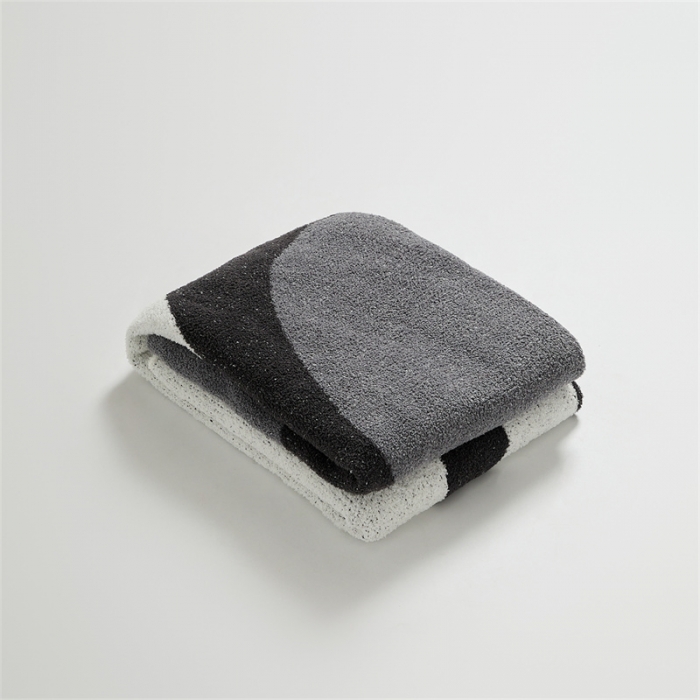 91家纺网 家纺一手货源 找家纺 暖绵绵 2025新款半边绒迪杰法毛毯 灰色