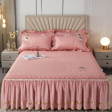 91家纺网 家纺一手货源 找家纺 （总）恋尚 2023新款蜜桃棉夹棉床笠式单床裙可脱卸拉链款