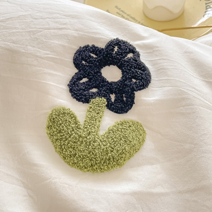 91家纺网 家纺一手货源 找家纺 眠帛家居 2023新款A类水洗棉毛巾绣四件套 朵朵奶油绿