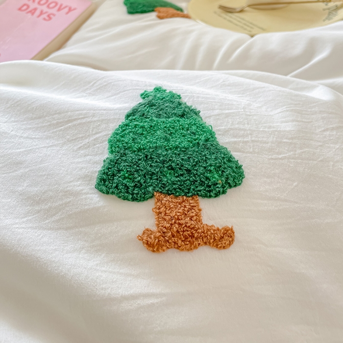 91家纺网 家纺一手货源 找家纺 眠帛家居 2023新款A类水洗棉毛巾绣四件套 圣诞树奶油黄