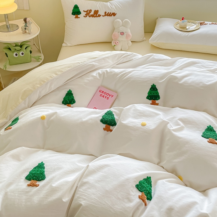 91家纺网 家纺一手货源 找家纺 眠帛家居 2023新款A类水洗棉毛巾绣四件套 圣诞树奶油黄