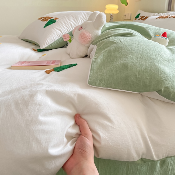 91家纺网 家纺一手货源 找家纺 眠帛家居 2023新款A类水洗棉毛巾绣四件套 圣诞树奶油绿