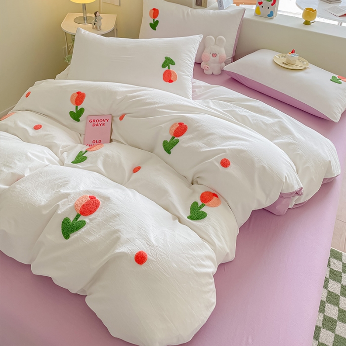 91家纺网 家纺一手货源 找家纺 眠帛家居 2023新款A类水洗棉毛巾绣四件套 郁金香奶油紫