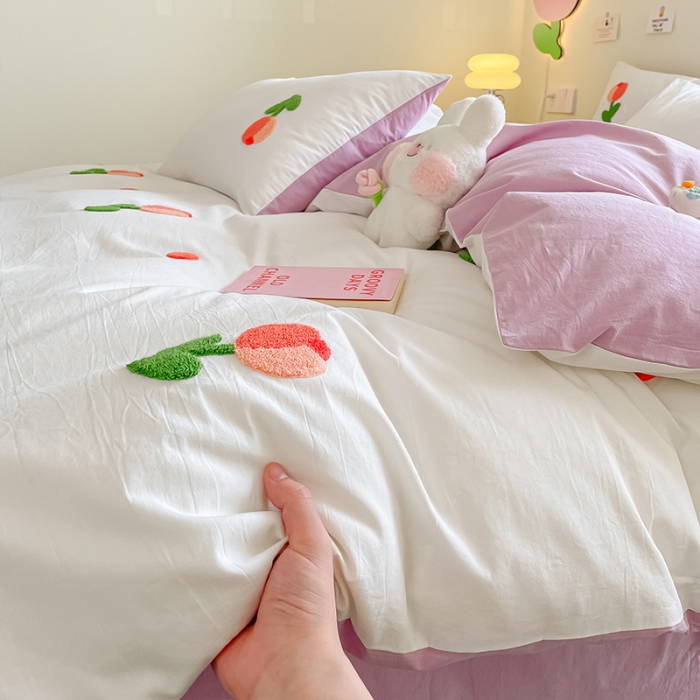 91家纺网 家纺一手货源 找家纺 眠帛家居 2023新款A类水洗棉毛巾绣四件套 郁金香奶油紫