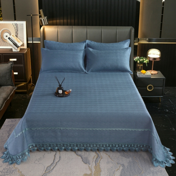 91家纺网 家纺一手货源 找家纺 OL家纺 2023新款全棉水溶花边素色床盖夹棉三件套 藏青