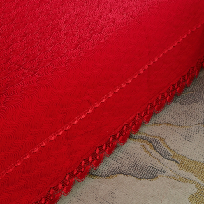 91家纺网 家纺一手货源 找家纺 OL家纺 2023新款全棉水溶花边素色床盖夹棉三件套 大红