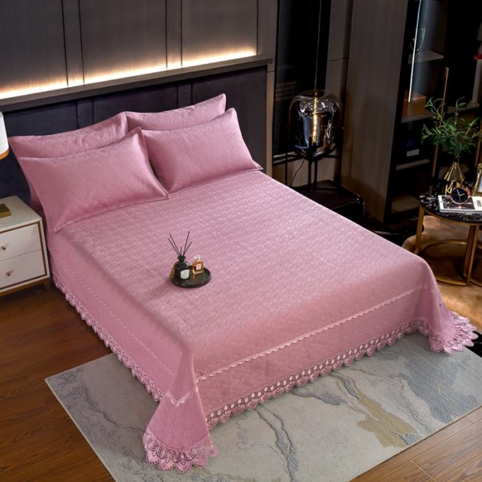 91家纺网 家纺一手货源 找家纺 OL家纺 2023新款全棉水溶花边素色床盖夹棉三件套 玫红