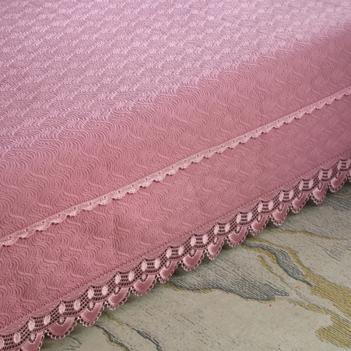 91家纺网 家纺一手货源 找家纺 OL家纺 2023新款全棉水溶花边素色床盖夹棉三件套 玫红