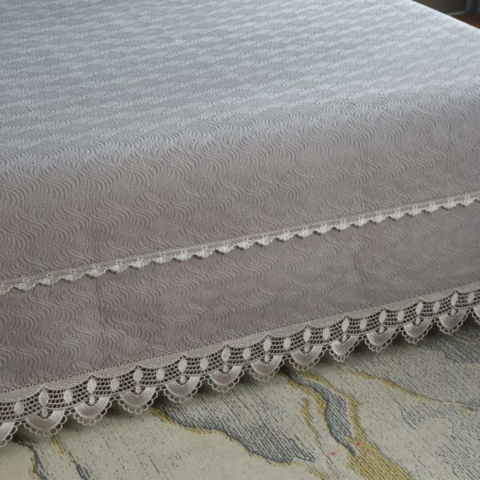91家纺网 家纺一手货源 找家纺 OL家纺 2023新款全棉水溶花边素色床盖夹棉三件套 浅灰