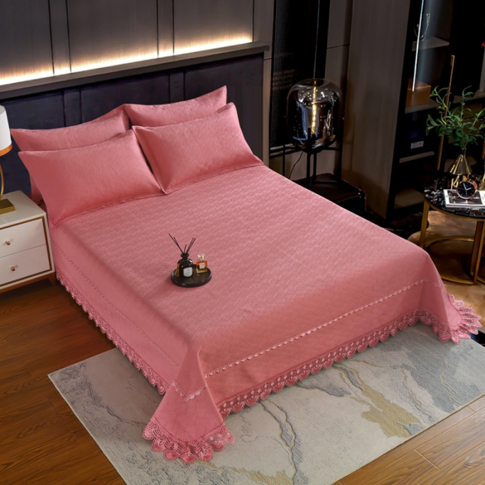 91家纺网 家纺一手货源 找家纺 OL家纺 2023新款全棉水溶花边素色床盖夹棉三件套 西瓜红