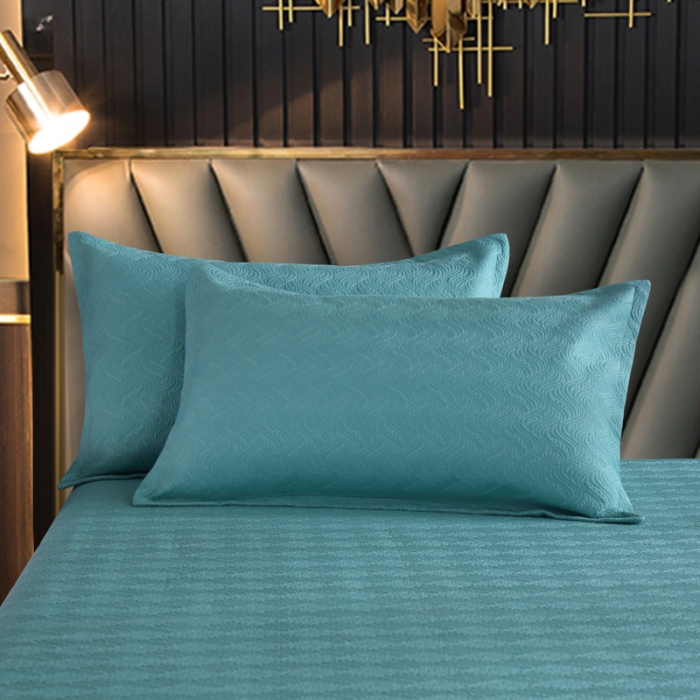 91家纺网 家纺一手货源 找家纺 OL家纺 2023新款全棉水溶花边素色床盖夹棉三件套 雪青